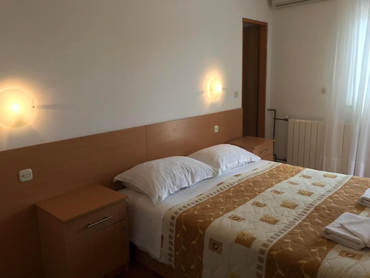 Cosy Sun-Splashed Bedroom - Pansion Hajduk Korčula Dış mekan fotoğraf