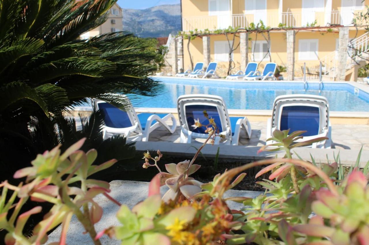 Cosy Sun-Splashed Bedroom - Pansion Hajduk Korčula Dış mekan fotoğraf